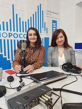 Яна Иванова - ведущий специалист налоговой практики компании выступила в прямом эфире "Радио России" и "Вести ФМ" 