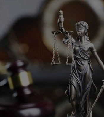 Защита интересов лидера российского рынка антрацита в судебном споре с дорожно-строительной компанией по вопросу невыполненных и некачественно выполненных работ при строительстве автомобильной дороги