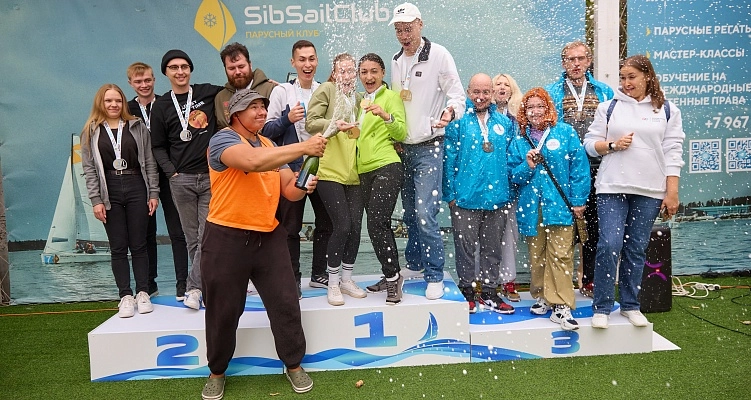  Наша команда заняла первое место в Сибирской юридической регате